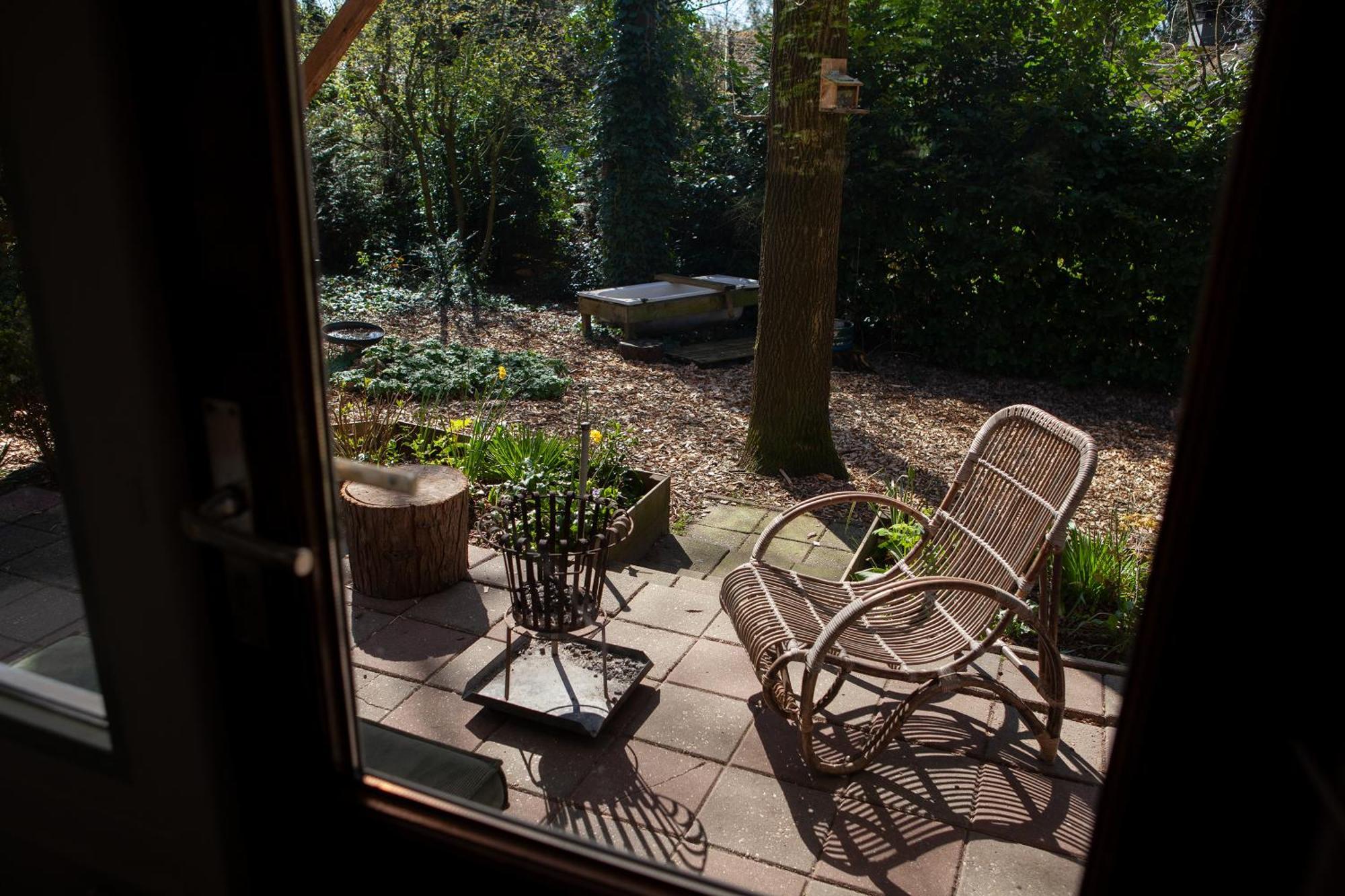 Knus Boshuisje Onder De Eiken Ermelo Buitenkant foto