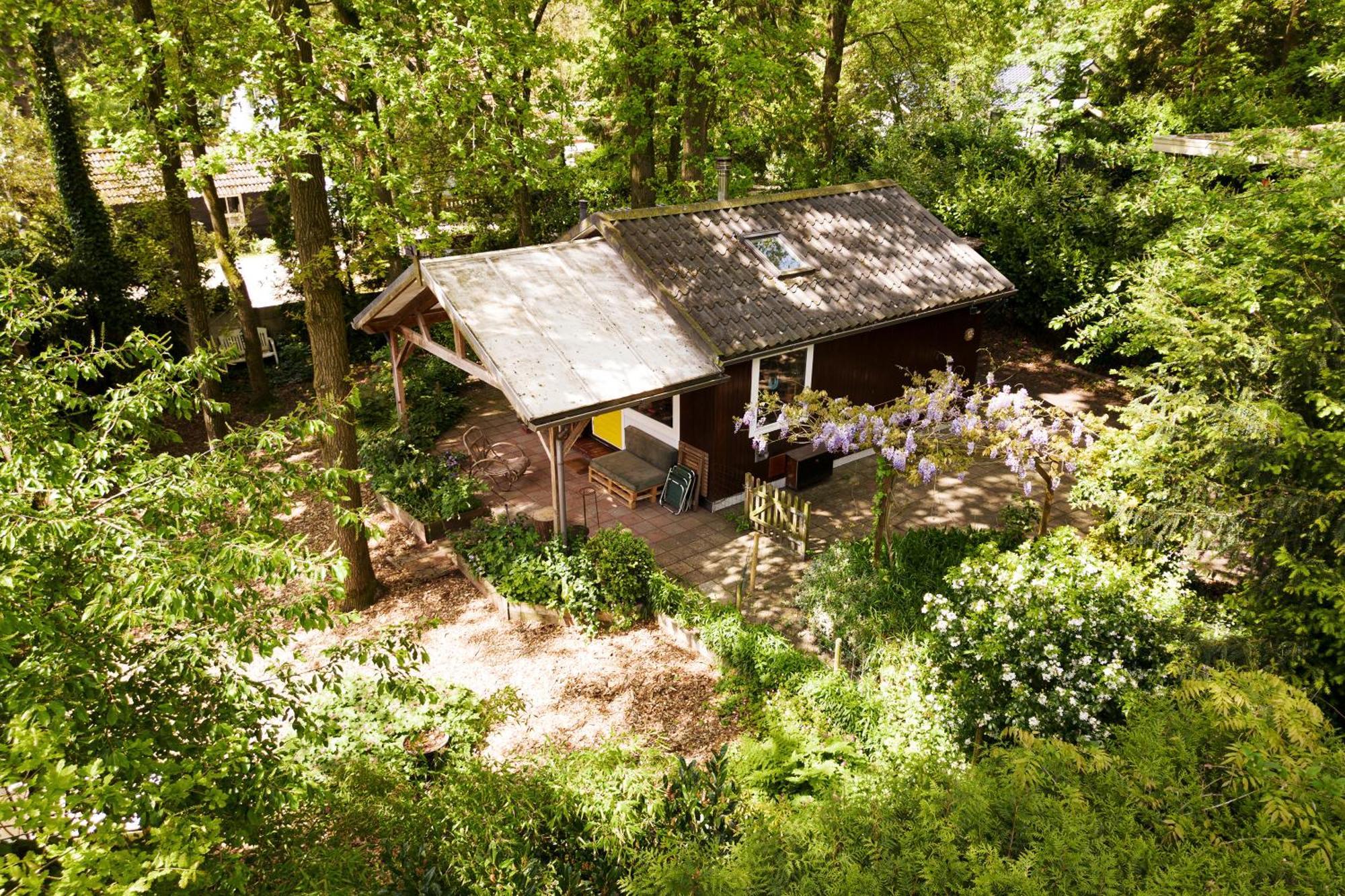 Knus Boshuisje Onder De Eiken Ermelo Buitenkant foto